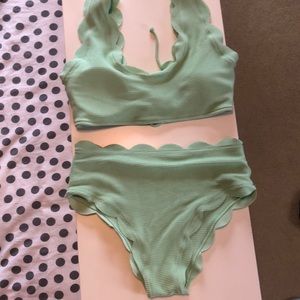 High waisted scalloped bikini
